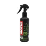 Motul M1 Kask ve Vizör Temizleme Sprey 250 Ml - Görsel 2